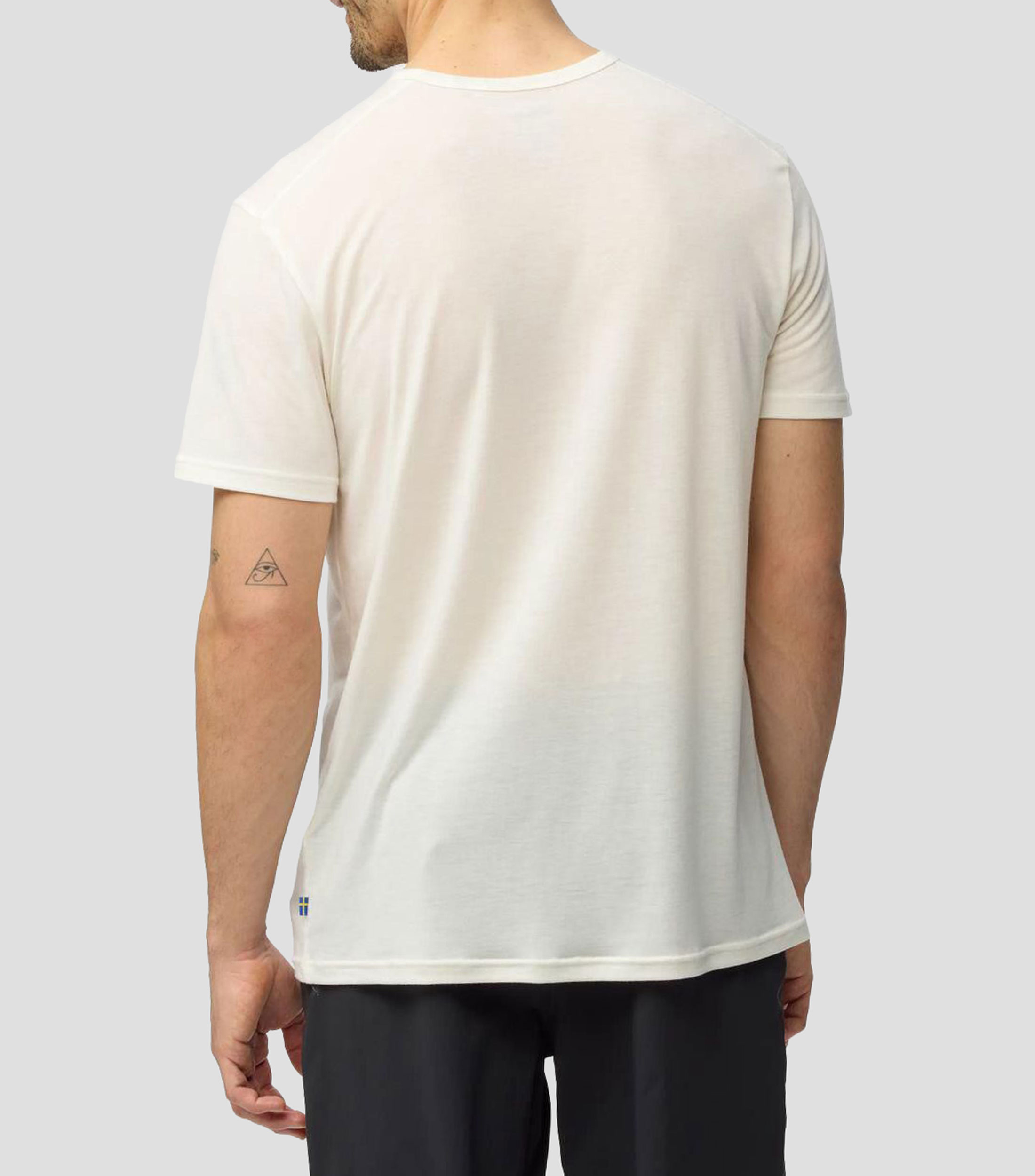 Playera cuello redondo manga corta High Coast lisa Hombre